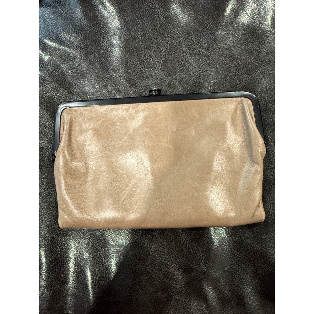 Hobo Lauren Leather Double Frame Clutch Wallet Taupe Tan Kiss Lock Large